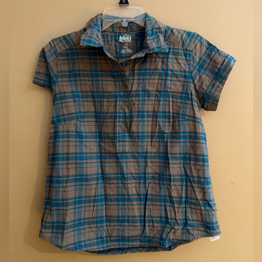 REI plaid women’s half button down shirt XS